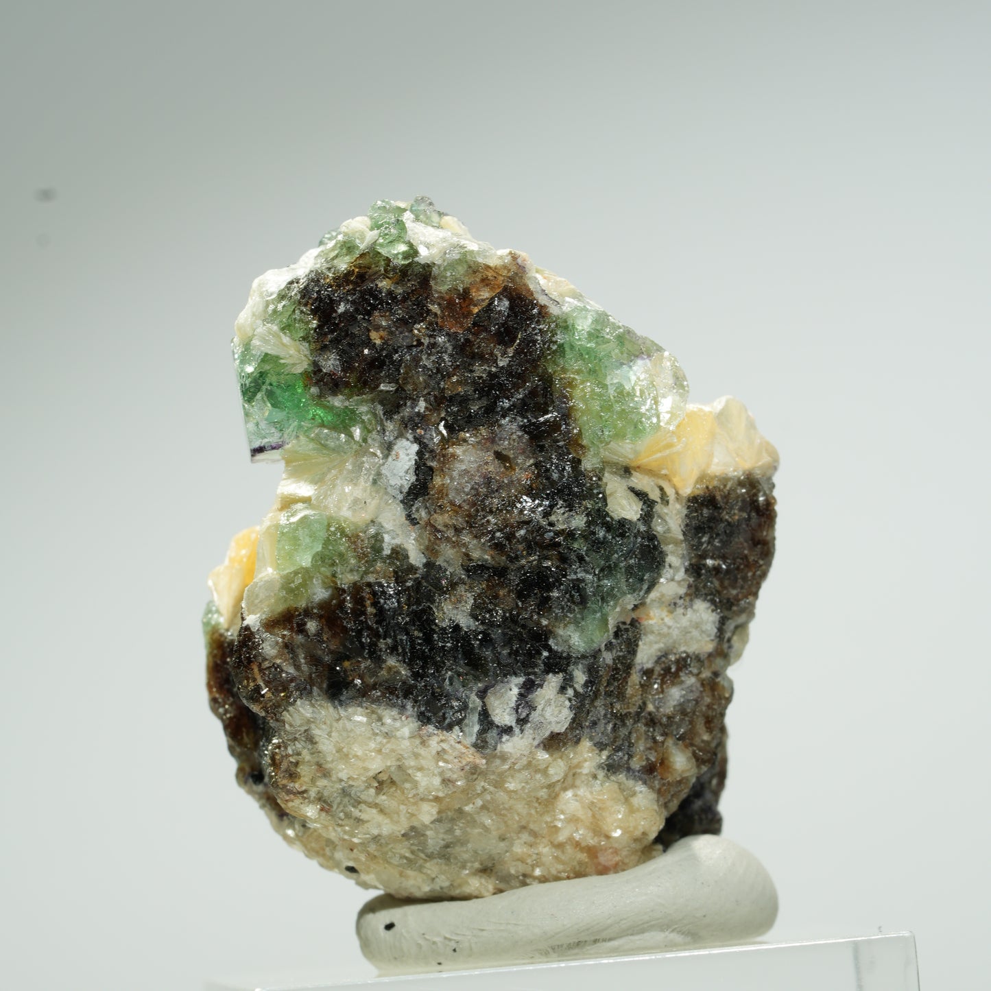 Seltene Phantom Fluorit Würfel, Muskovit Erongo, Namibia 37*27*23mm #13662