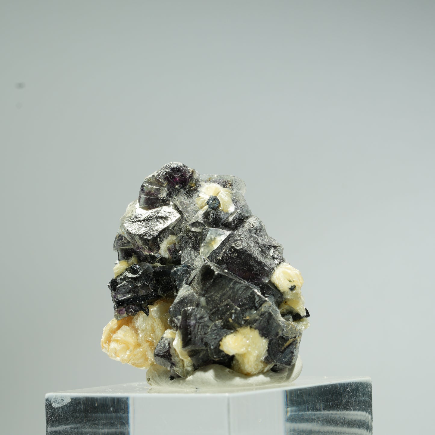 Bunte Phantom Fluorit Würfel, Schörl Turmalin, Muskovit Erongo, Namibia 28*26*20mm #13678