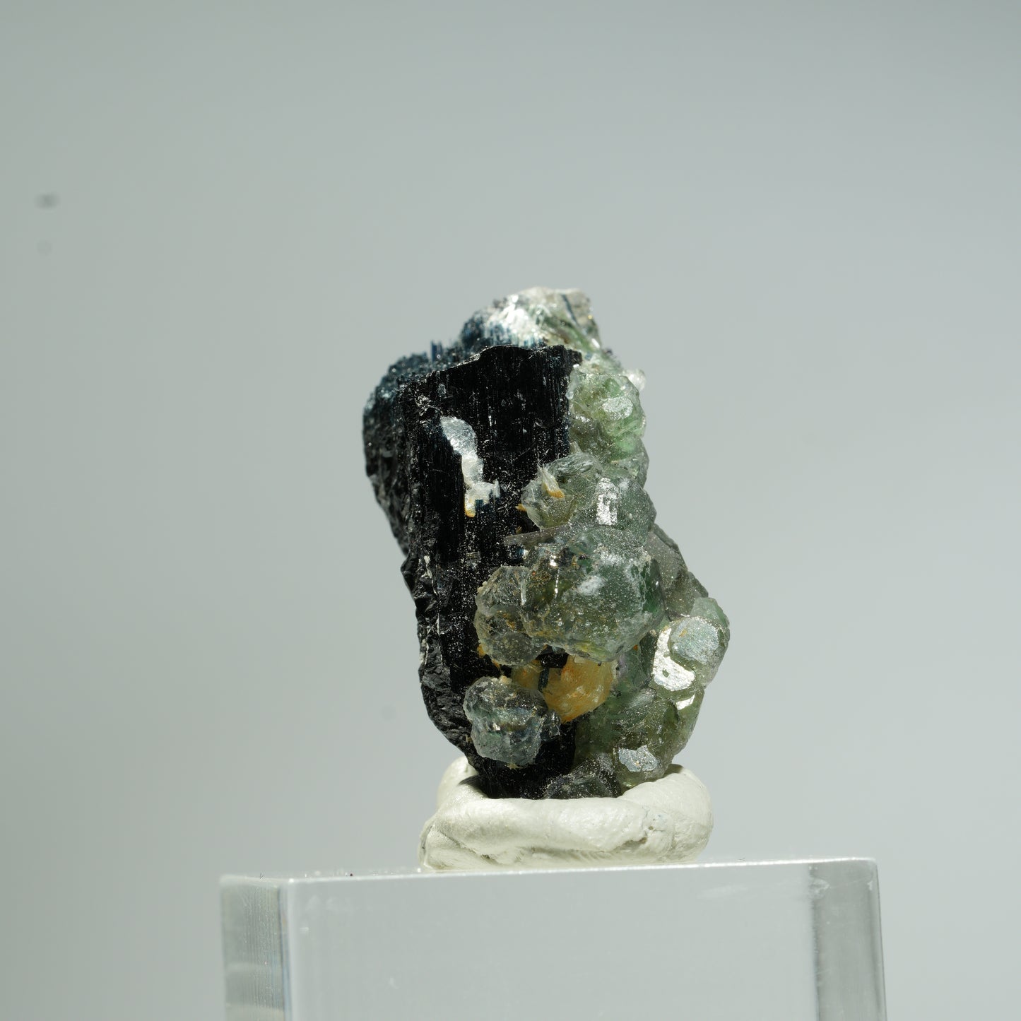 Phantom Fluorit Würfel, Schörl Turmalin, Muskovit Stufe Erongo, Namibia 32*19*16mm #13686