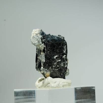 Phantom Fluorit Würfel, Schörl Turmalin, Muskovit Stufe Erongo, Namibia 32*19*16mm #13686