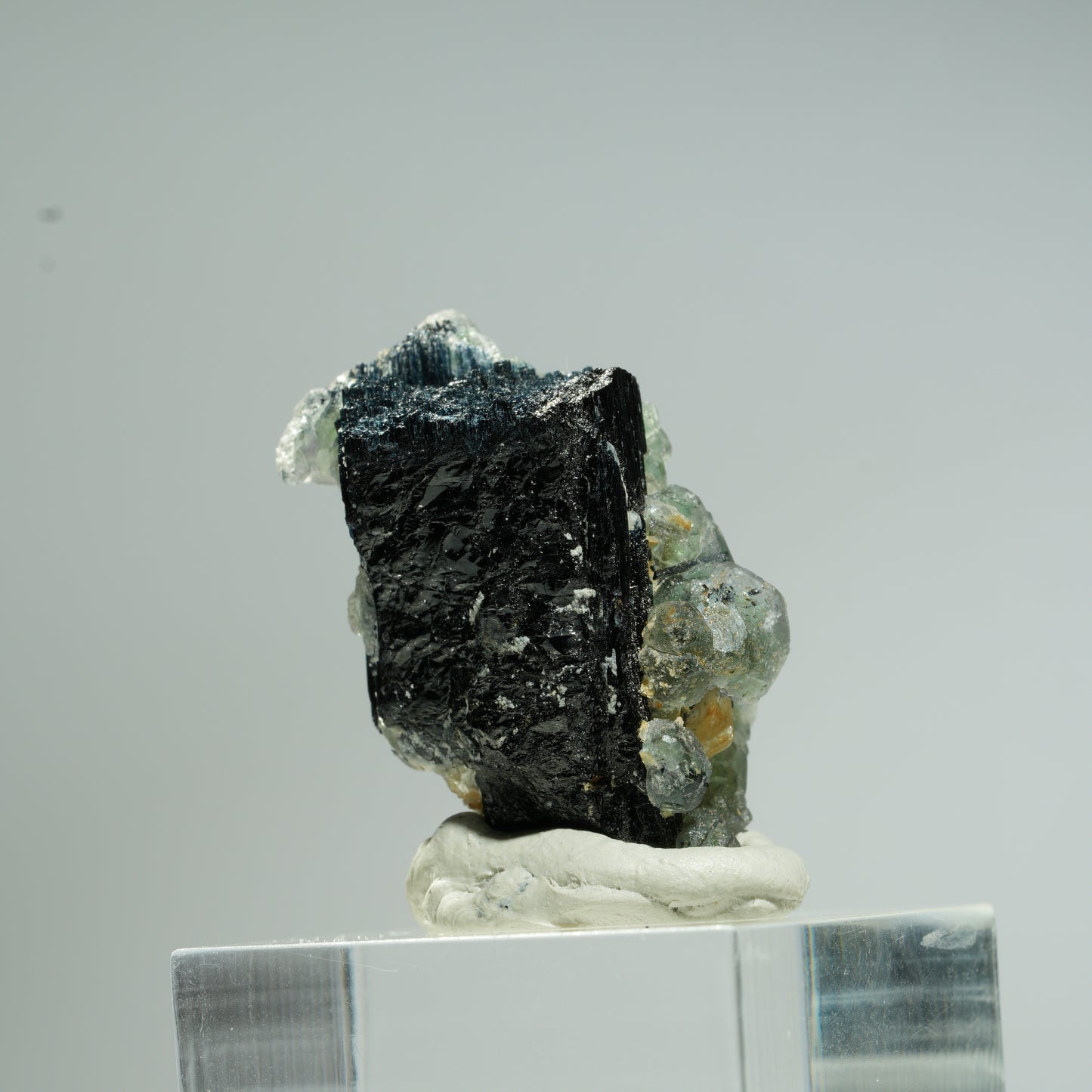 Phantom Fluorit Würfel, Schörl Turmalin, Muskovit Stufe Erongo, Namibia 32*19*16mm #13686