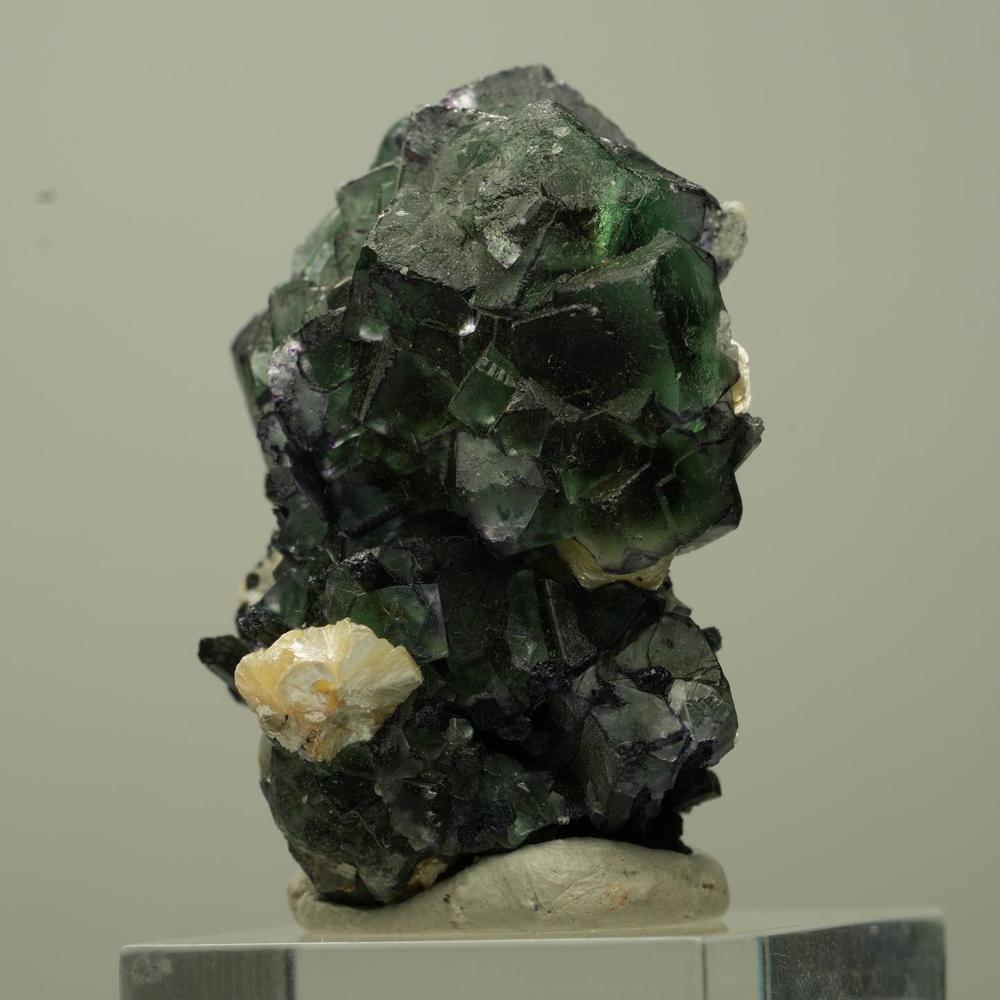 Phantom Fluorit, Schörl Turmalin, Hyalit Opal, Muskovit Erongo, Namibia 40*30*24mm #13718