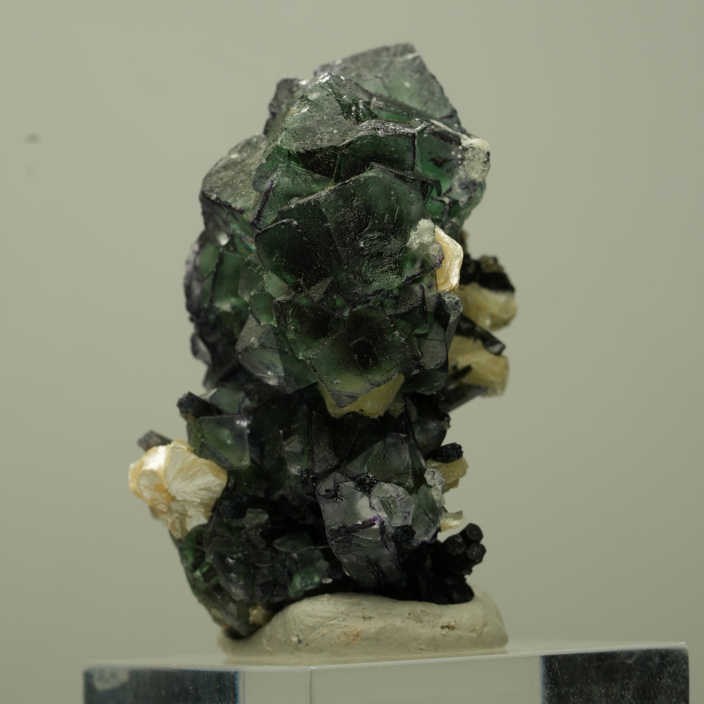 Phantom Fluorit, Schörl Turmalin, Hyalit Opal, Muskovit Erongo, Namibia 40*30*24mm #13718