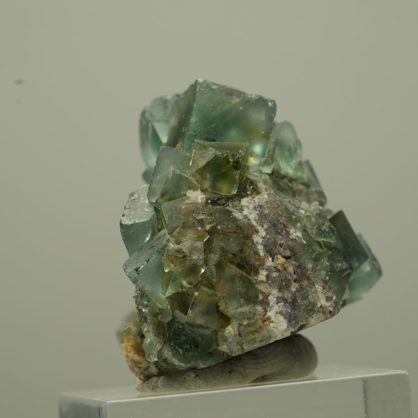Seltene klare Phantom Fluorit Würfel, Quarz Stufe Erongo, Namibia 34*29*28mm #13725