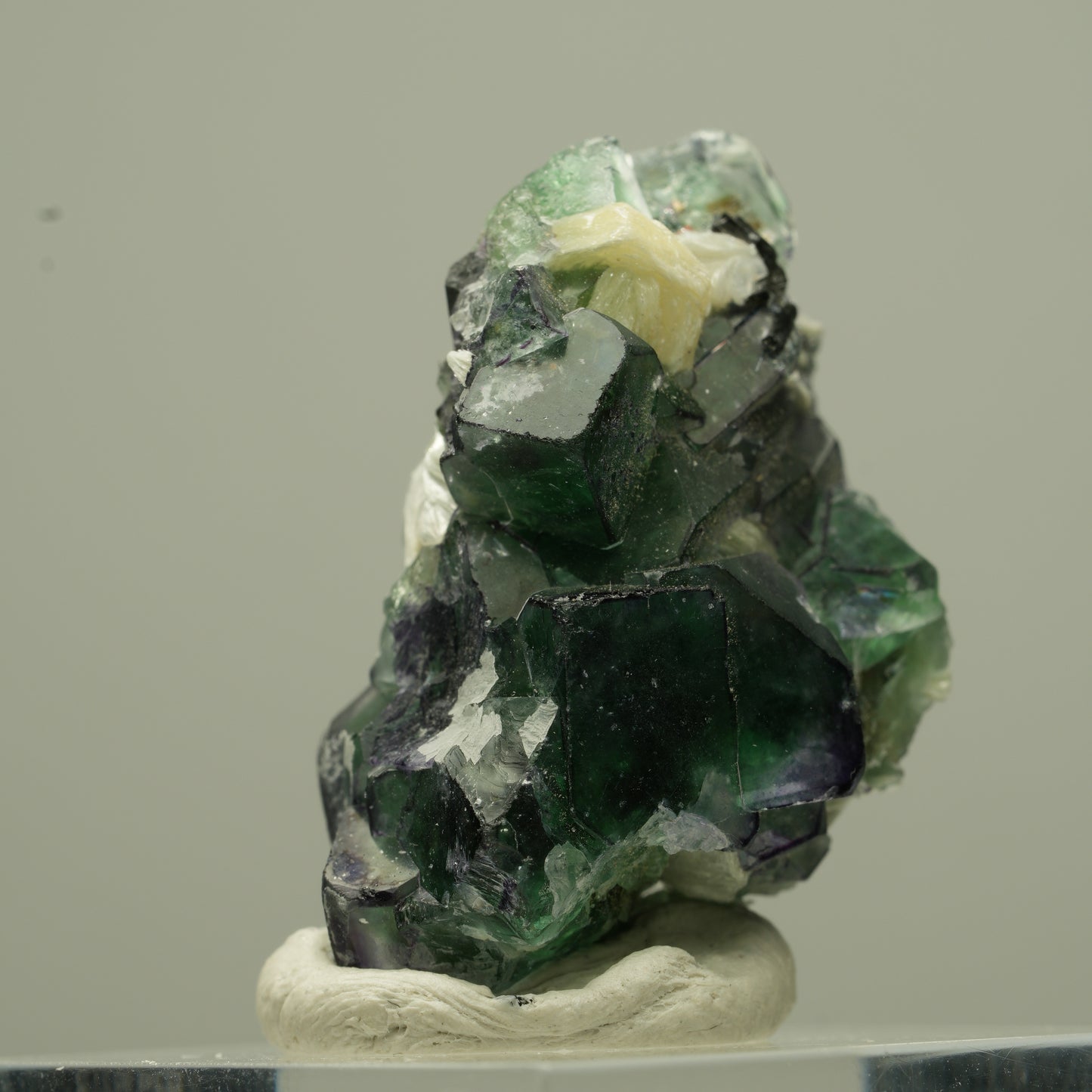 Phantom Fluorit Würfel, Schörl Turmalin, Muskovit Erongo, Namibia 31*21*19mm #13726