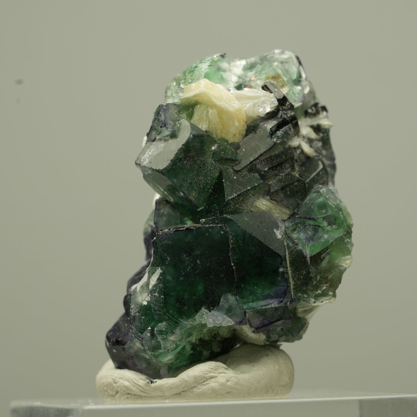 Phantom Fluorit Würfel, Schörl Turmalin, Muskovit Erongo, Namibia 31*21*19mm #13726