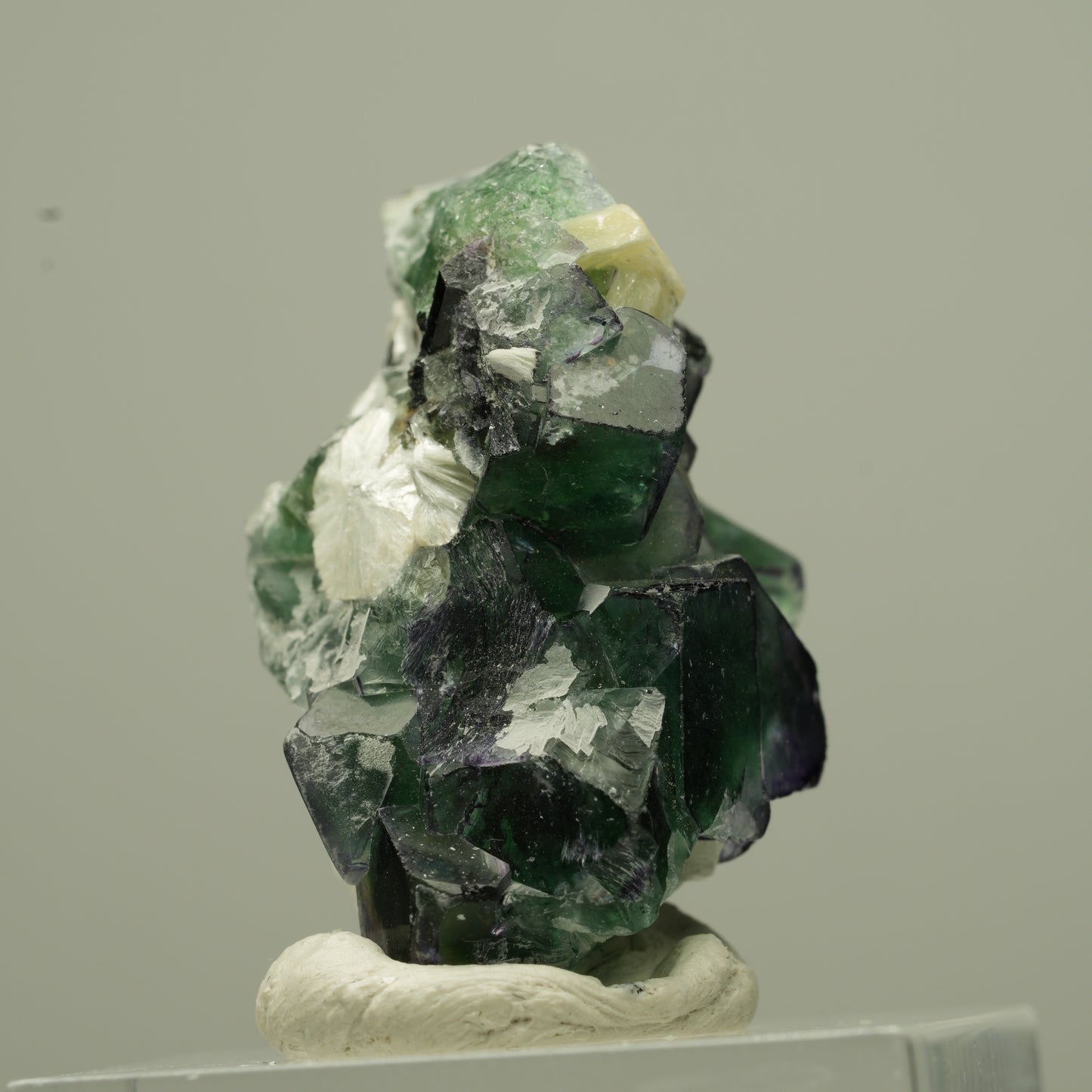 Phantom Fluorit Würfel, Schörl Turmalin, Muskovit Erongo, Namibia 31*21*19mm #13726