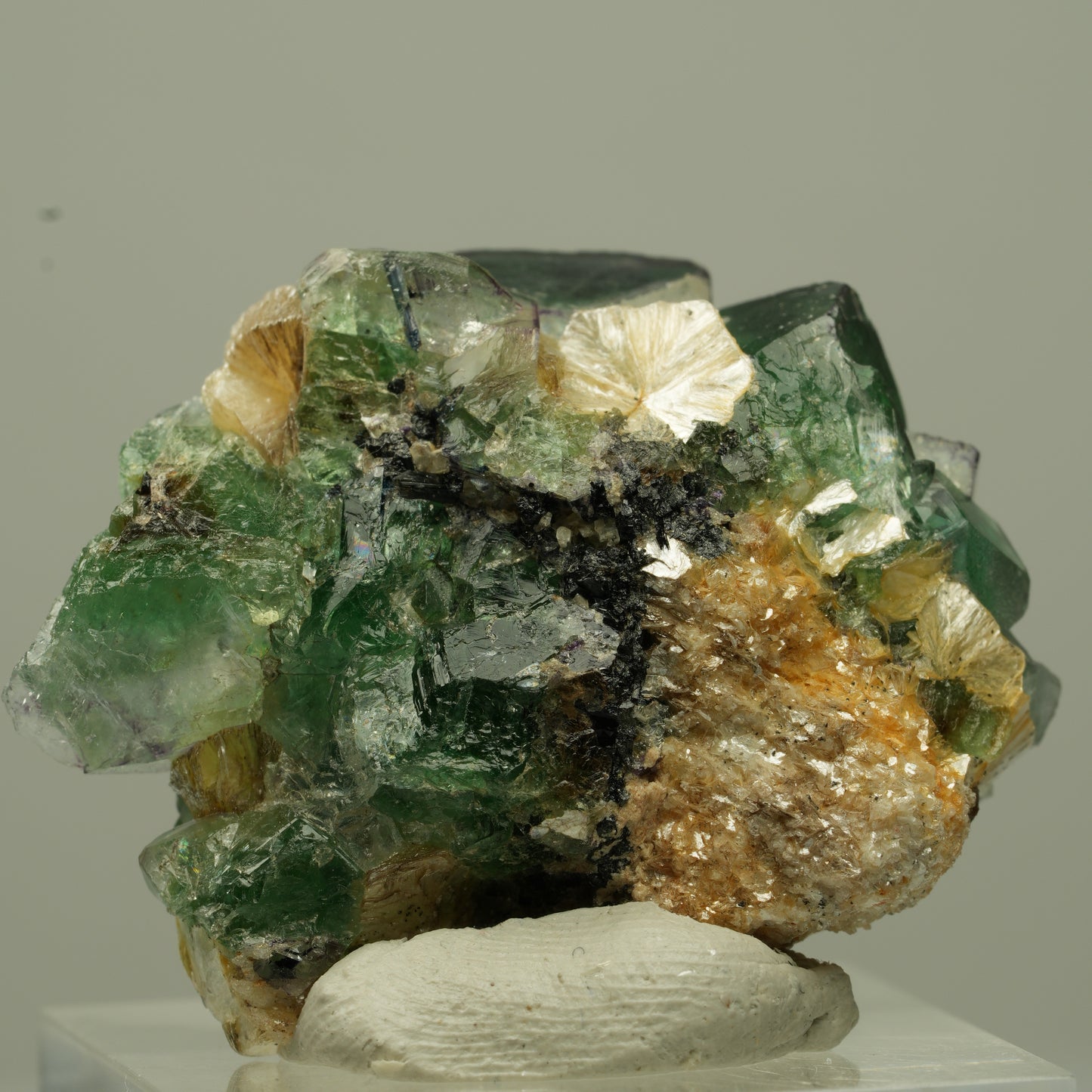 Phantom Fluorit Würfel, Schörl Turmalin, Muskovit Erongo, Namibia 36*29*19mm #13729