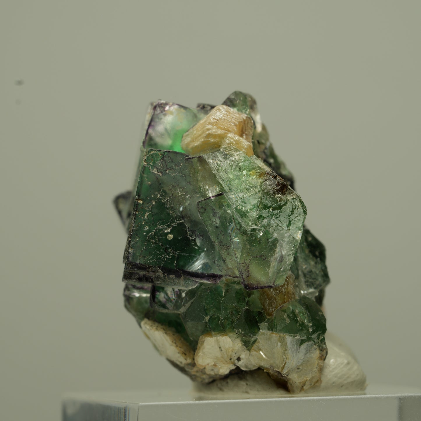 Phantom Fluorit Würfel, Schörl Turmalin, Muskovit Erongo, Namibia 36*29*19mm #13729