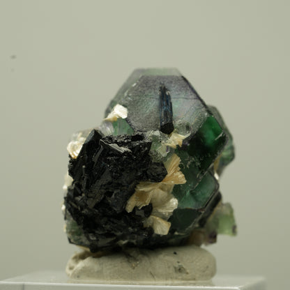 Phantom Fluorit hexagonal, Schörl Turmalin, Muskovit Erongo, Namibia 29*27*22mm #13732