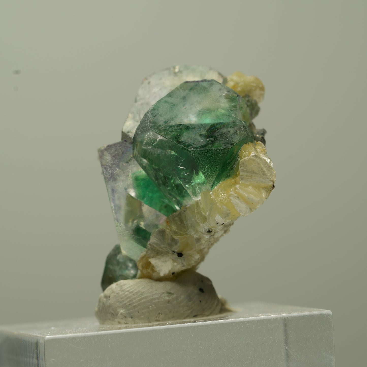 Phantom Fluorit Würfel, Schörl Turmalin, Muskovit Erongo, Namibia 29*27*16mm #13737