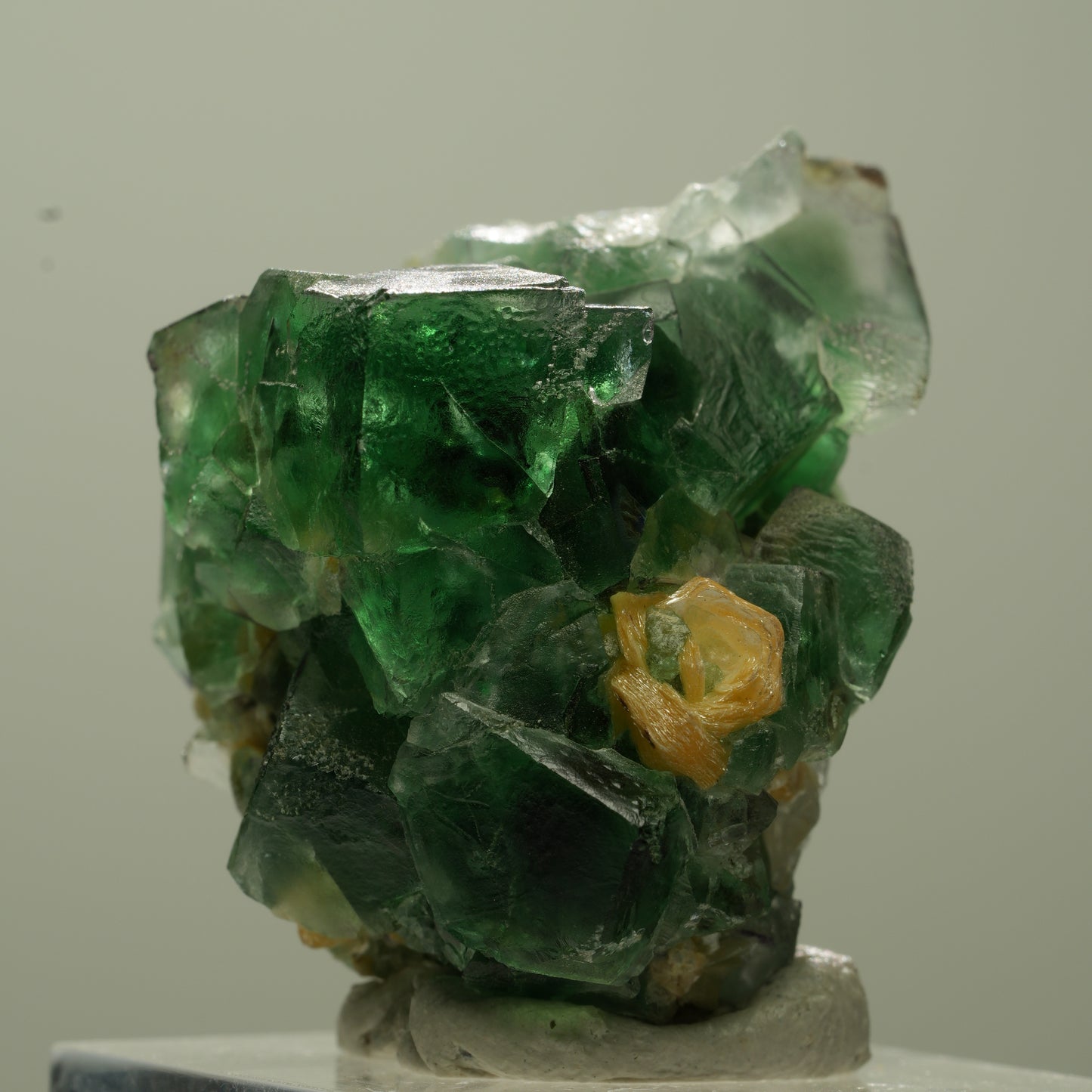 Seltene Phantom Fluorit Würfel, Muskovit Stufe Erongo, Namibia 37*30*29mm #13738