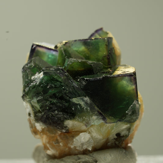 Seltene Phantom Fluorit Würfel, Muskovit Stufe Erongo, Namibia 23*19*17mm #13739