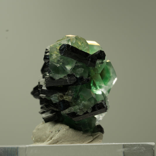 Phantom Fluorit hexagonal, Schörl Turmalin Stufe Erongo, Namibia 23*22*18mm #13740