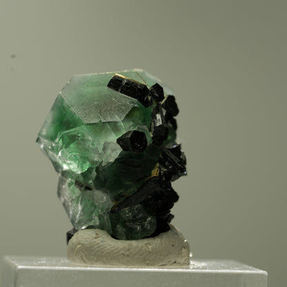 Phantom Fluorit hexagonal, Schörl Turmalin Stufe Erongo, Namibia 23*22*18mm #13740