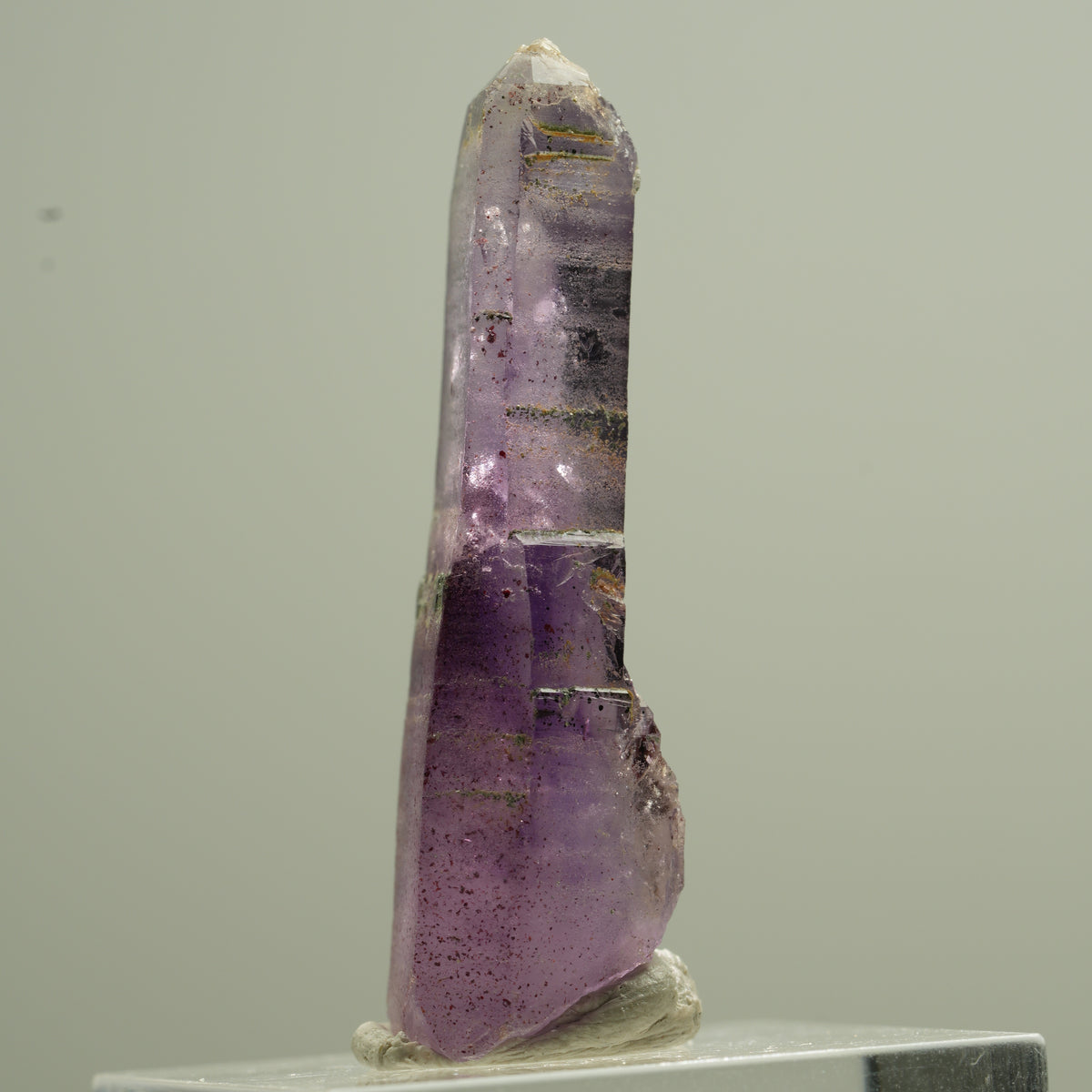 Quartz fantôme d'améthyste rare avec pointe de sceptre de fer Brandberg, Namibie 20*7*5mm #13743