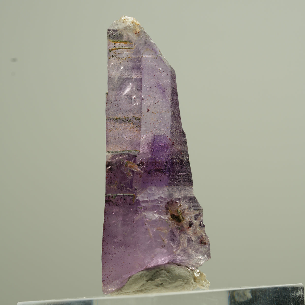 Quartz fantôme d'améthyste rare avec pointe de sceptre de fer Brandberg, Namibie 20*7*5mm #13743