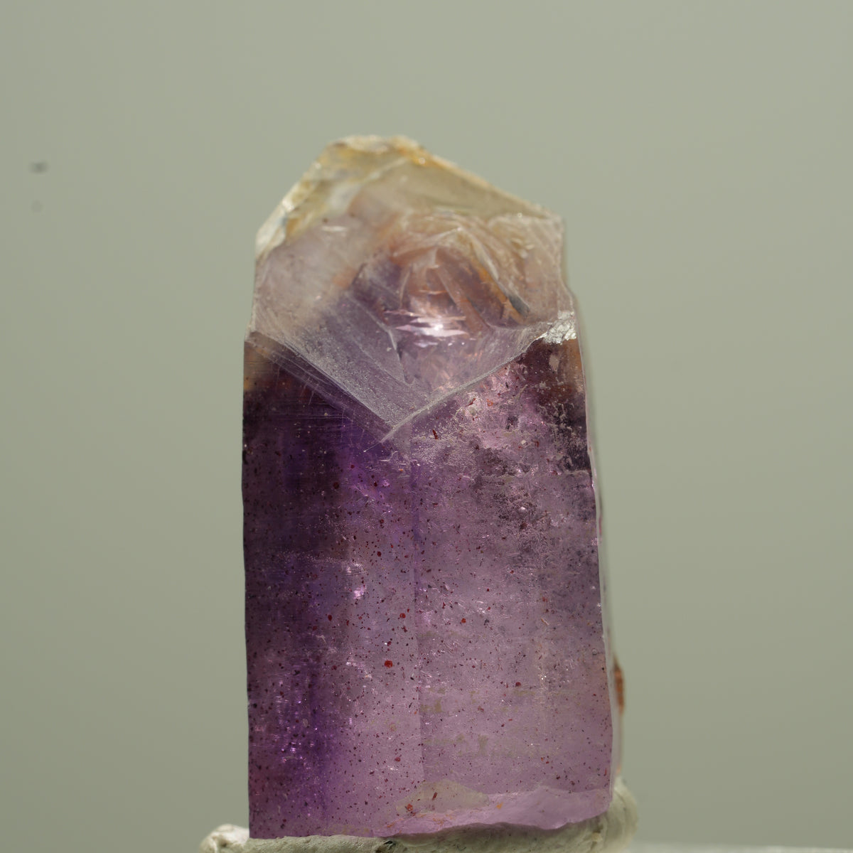 Enhydro Phantom Amethyst Spitze, 1x Blase Goboboseb, Namibia 14*8*7mm #13745
