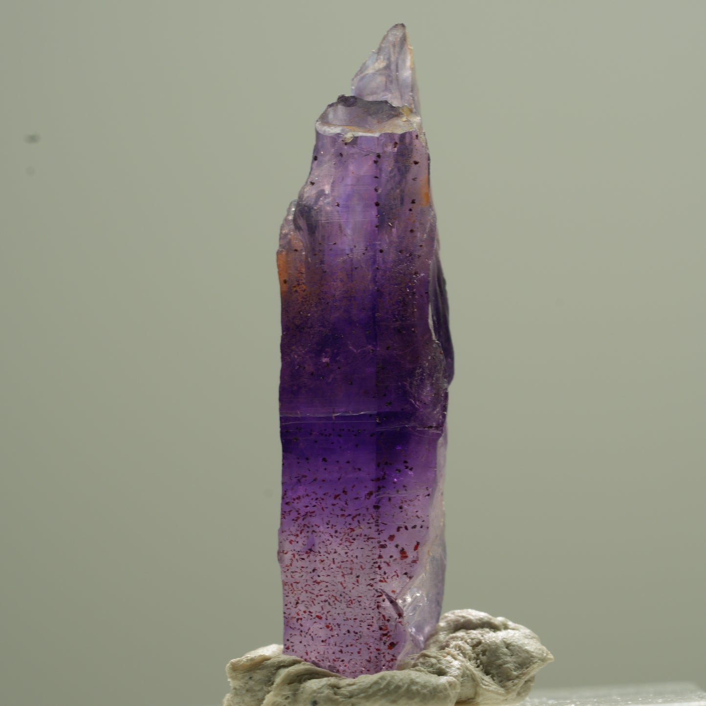 Klare Lemurian Phantom Amethyst Spitze Goboboseb, Namibia 33*12*8mm #13746