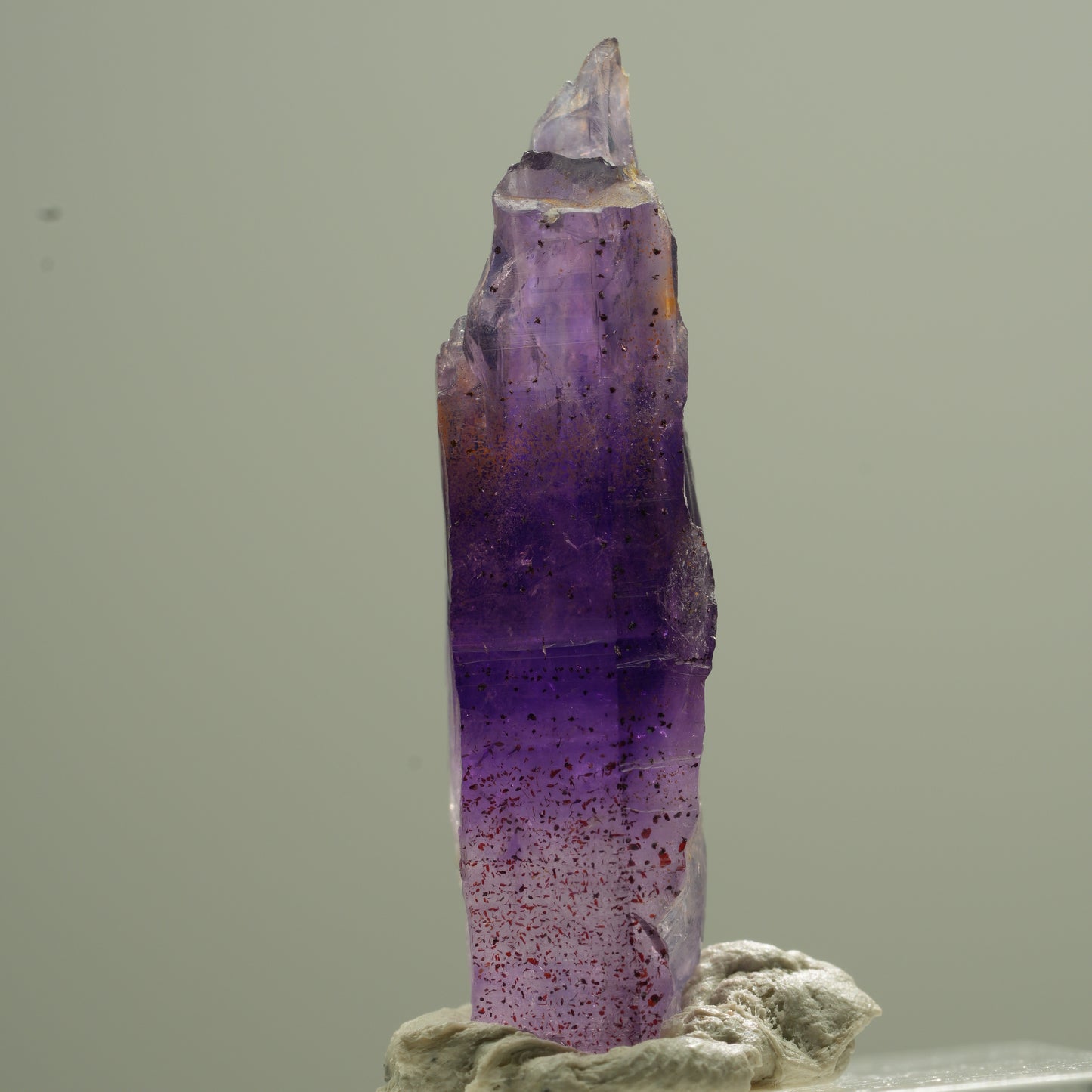 Klare Lemurian Phantom Amethyst Spitze Goboboseb, Namibia 33*12*8mm #13746