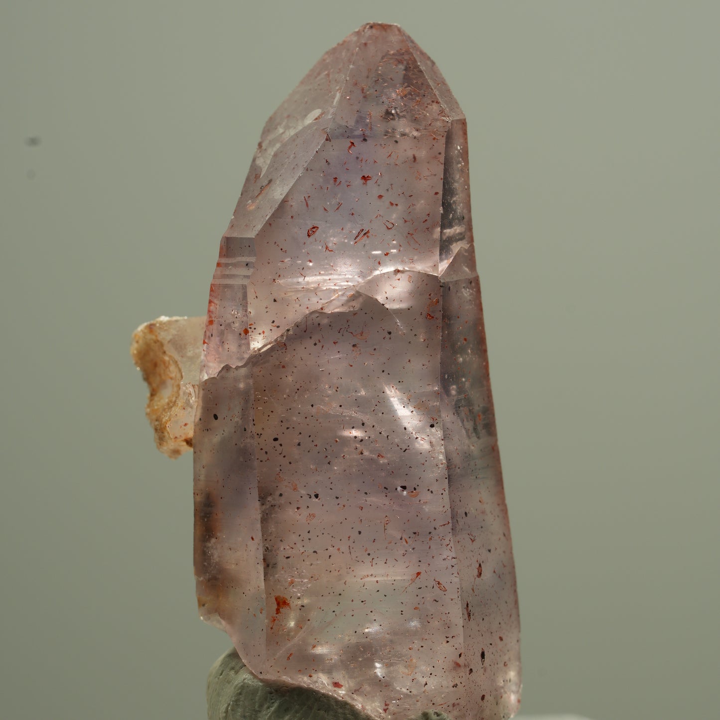 Seltene Phantom Amethyst mit Eisen Spitze Brandberg, Namibia 37*18*12mm #13747