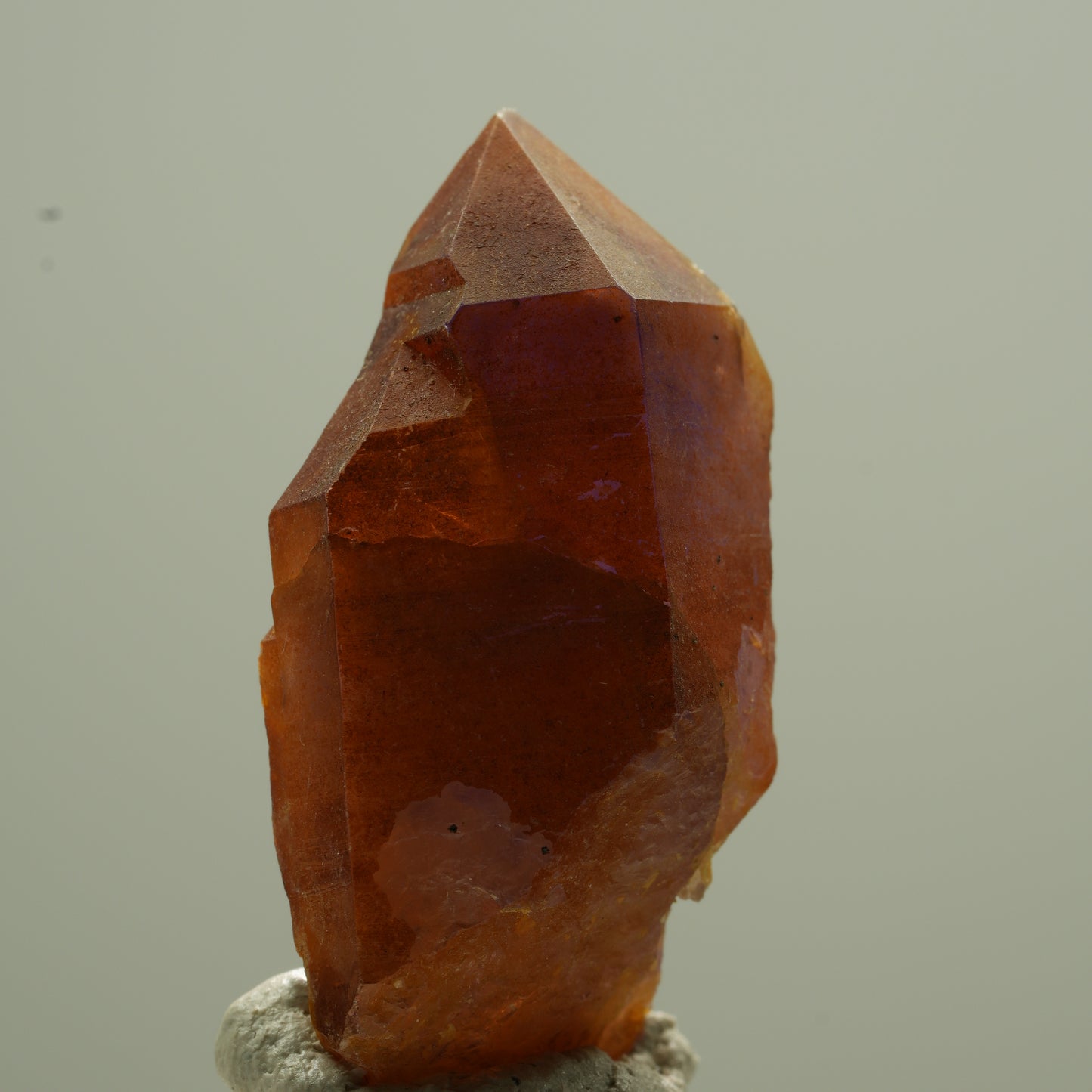 Seltene Phantom Amethyst mit Eisen Spitze Goboboseb, Namibia 35*19*15mm #13748