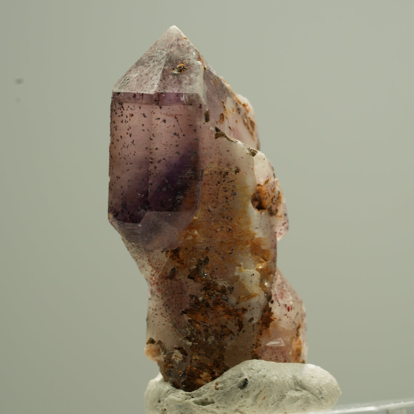 Seltene Phantom Amethyst Zepter mit Eisen Spitze Goboboseb, Namibia 35*17*13mm #13753