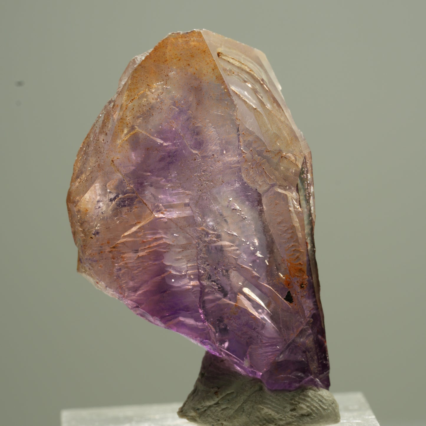 Skelett Phantom Amethyst Spitze Goboboseb, Namibia 38*22*13mm #13755