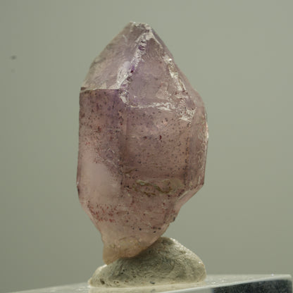 Seltene Phantom Amethyst Zepter mit Eisen Spitze Goboboseb, Namibia 37*20*16mm #13756