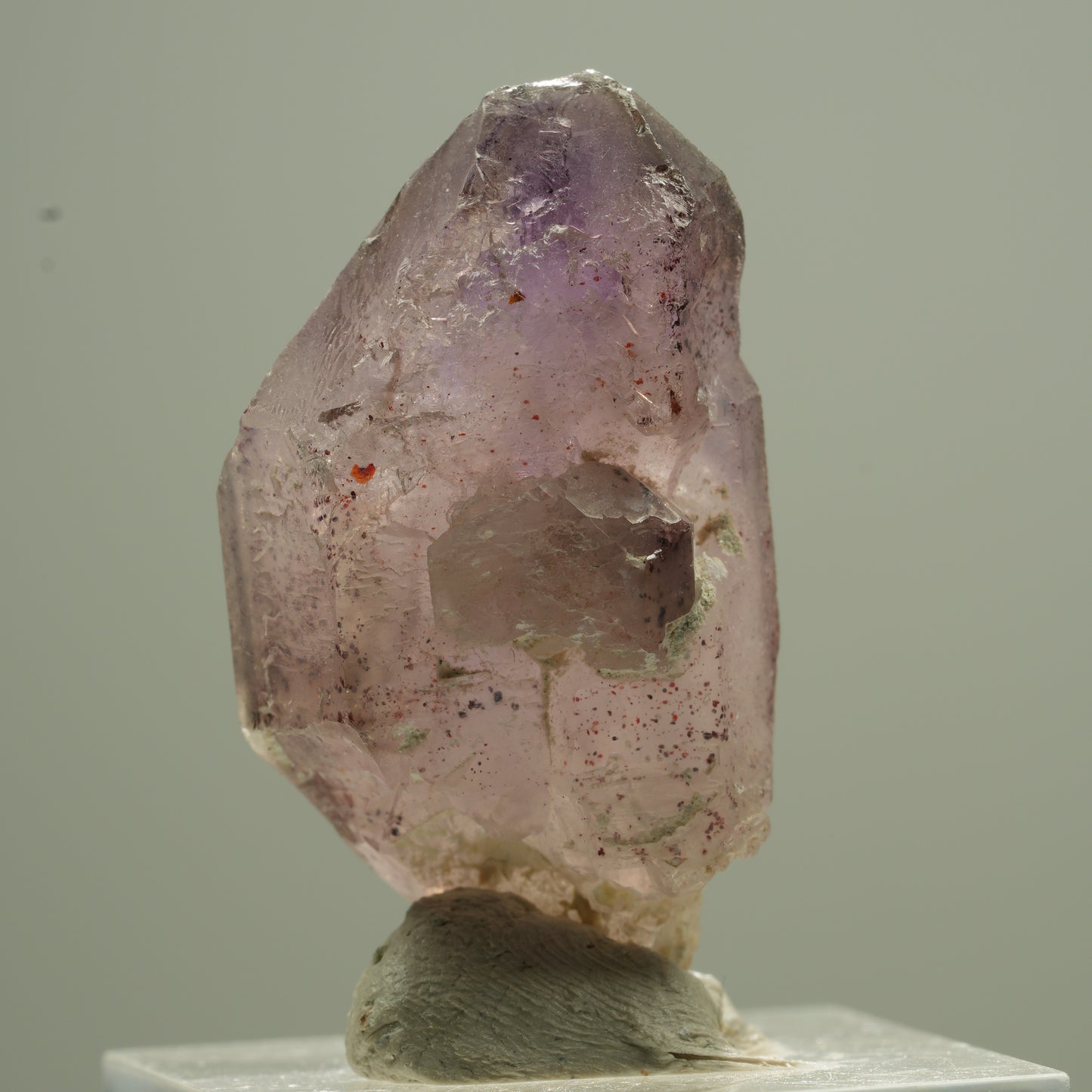 Seltene Phantom Amethyst Zepter mit Eisen Spitze Goboboseb, Namibia 37*20*16mm #13756