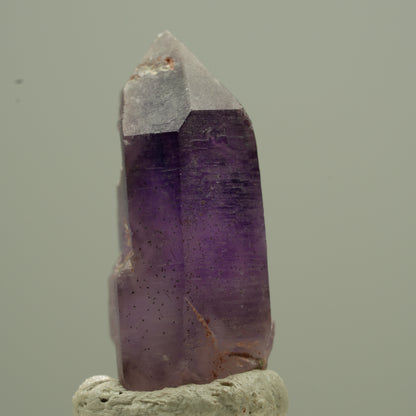 Seltene Phantom Amethyst Spitze Goboboseb, Namibia 25*12*9mm #13758