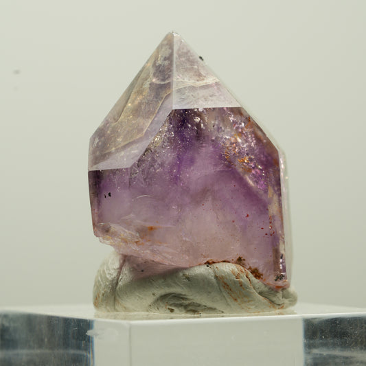 Klare Lemurian Phantom Amethyst Spitze Goboboseb, Namibia 27*24*17mm #13766