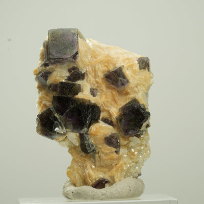 Bunte Phantom Fluorit Würfel, Muskovit Stufe Erongo, Namibia 33*24*20mm #13790