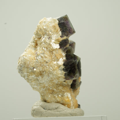 Bunte Phantom Fluorit Würfel, Muskovit Stufe Erongo, Namibia 33*24*20mm #13790