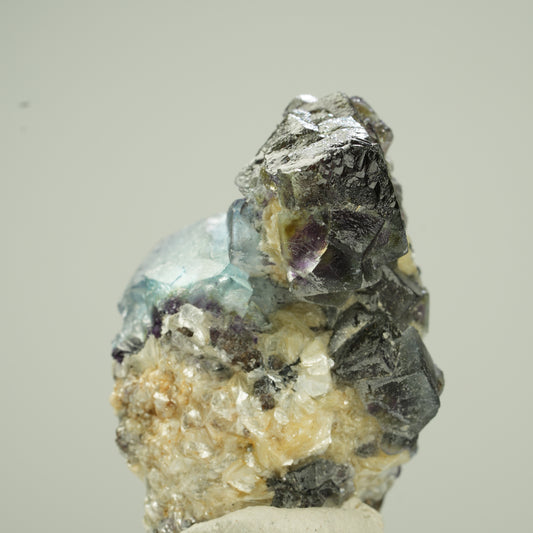 Bunte Phantom Fluorit Würfel, Schörl Turmalin, Muskovit Erongo, Namibia 37*26*25mm #13793