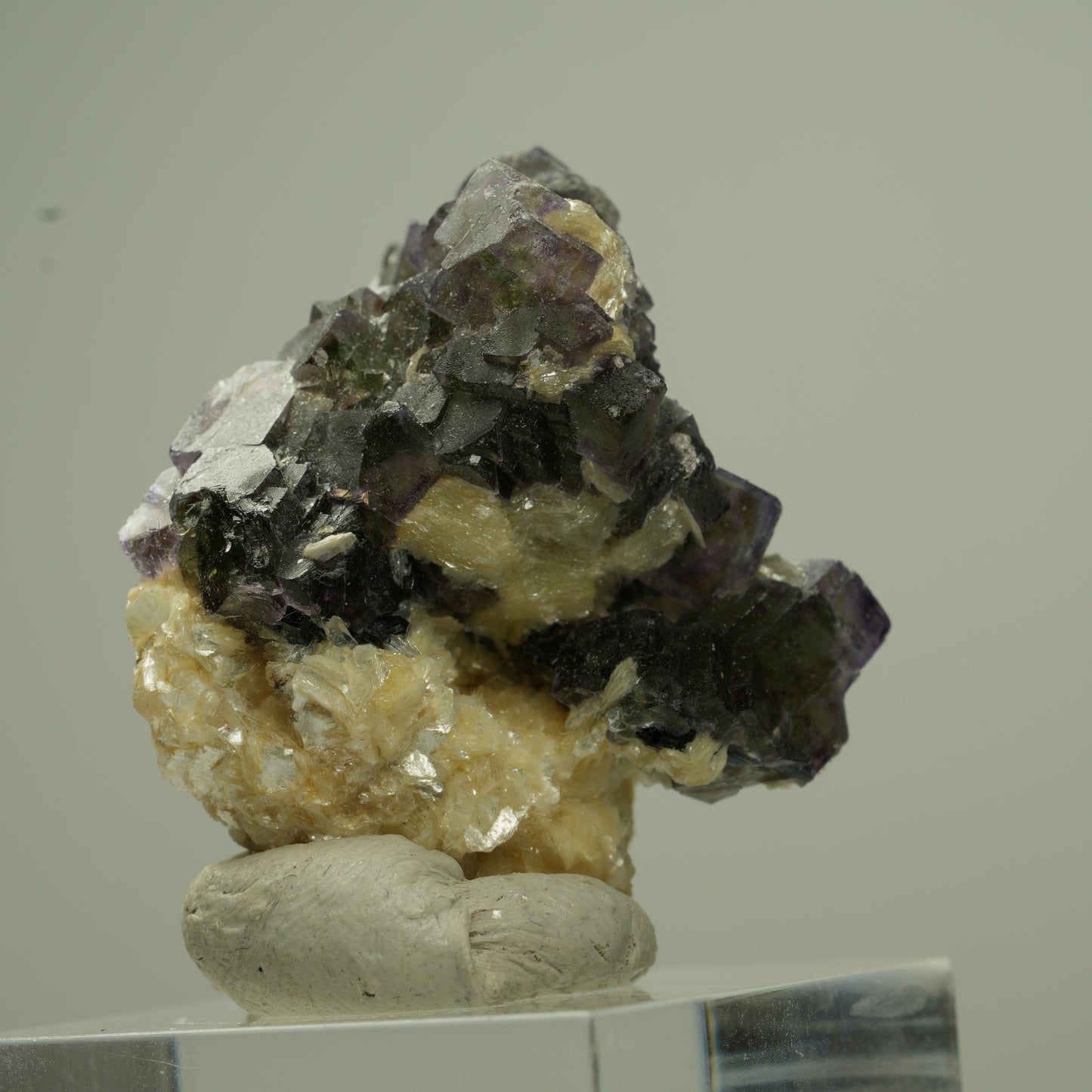Bunte Phantom Fluorit Würfel, Schörl Turmalin, Muskovit Erongo, Namibia 28*26*21mm #13796