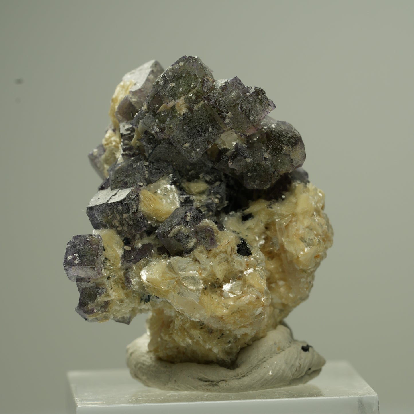 Bunte Phantom Fluorit Würfel, Schörl Turmalin, Muskovit Erongo, Namibia 28*26*21mm #13796