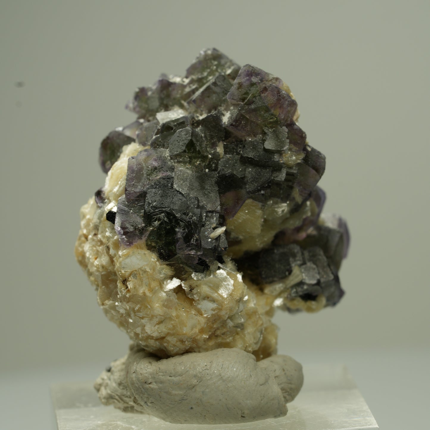 Bunte Phantom Fluorit Würfel, Schörl Turmalin, Muskovit Erongo, Namibia 28*26*21mm #13796