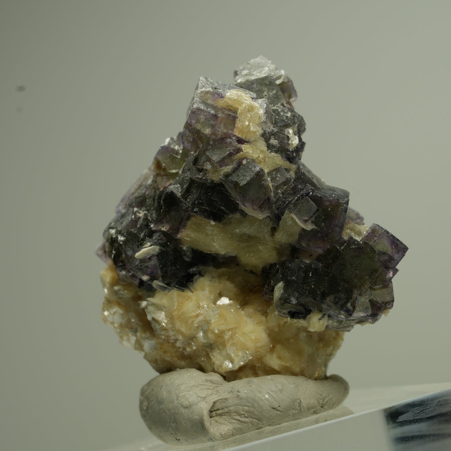 Bunte Phantom Fluorit Würfel, Schörl Turmalin, Muskovit Erongo, Namibia 28*26*21mm #13796