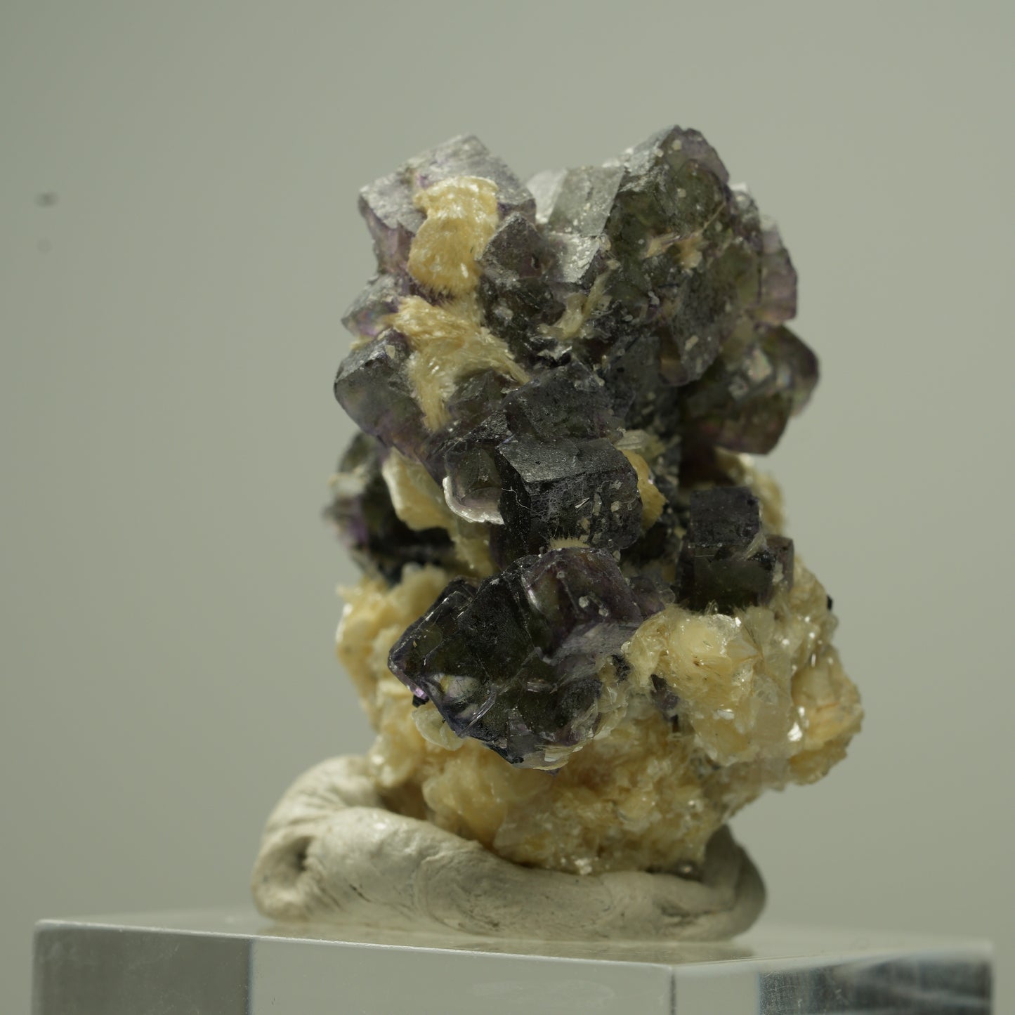 Bunte Phantom Fluorit Würfel, Schörl Turmalin, Muskovit Erongo, Namibia 28*26*21mm #13796