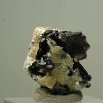 Bunte Phantom Fluorit Würfel, Schörl Turmalin, Muskovit Erongo, Namibia 25*22*23mm #13797