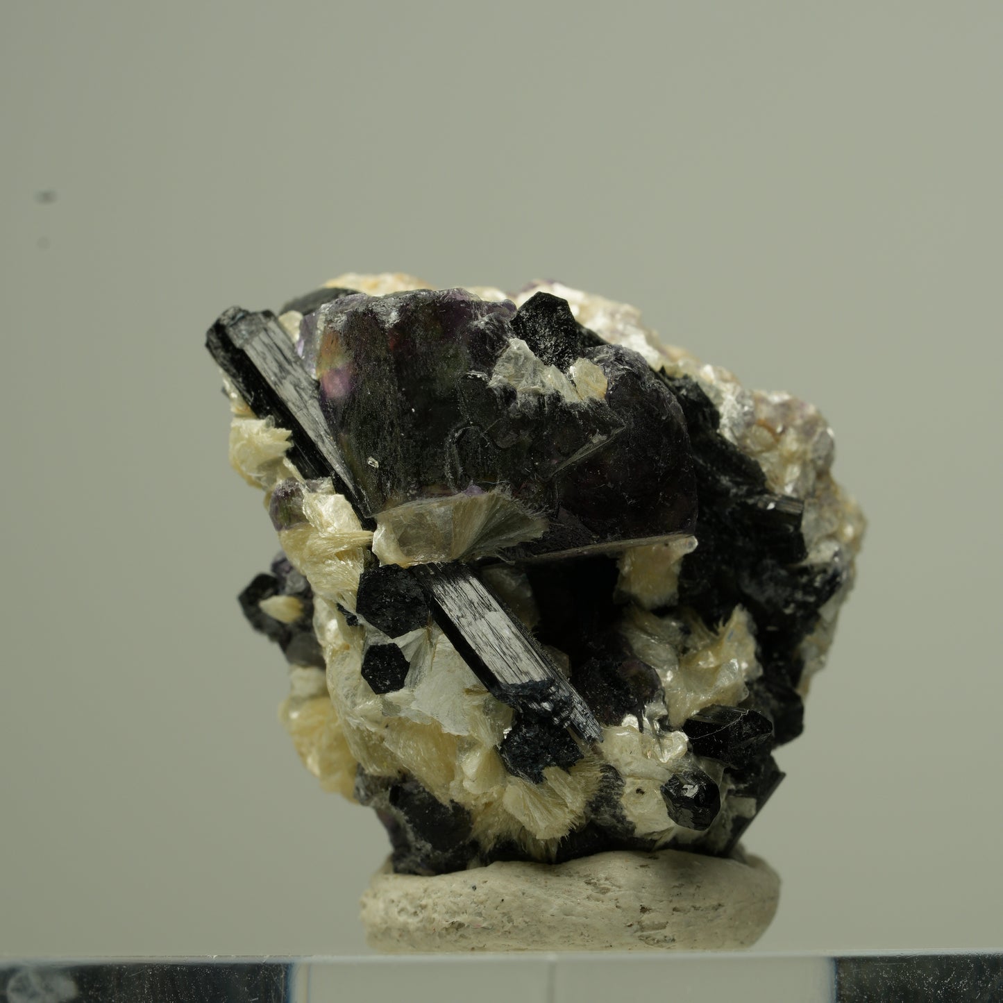 Bunte Phantom Fluorit Würfel, Schörl Turmalin, Muskovit Erongo, Namibia 25*22*23mm #13797