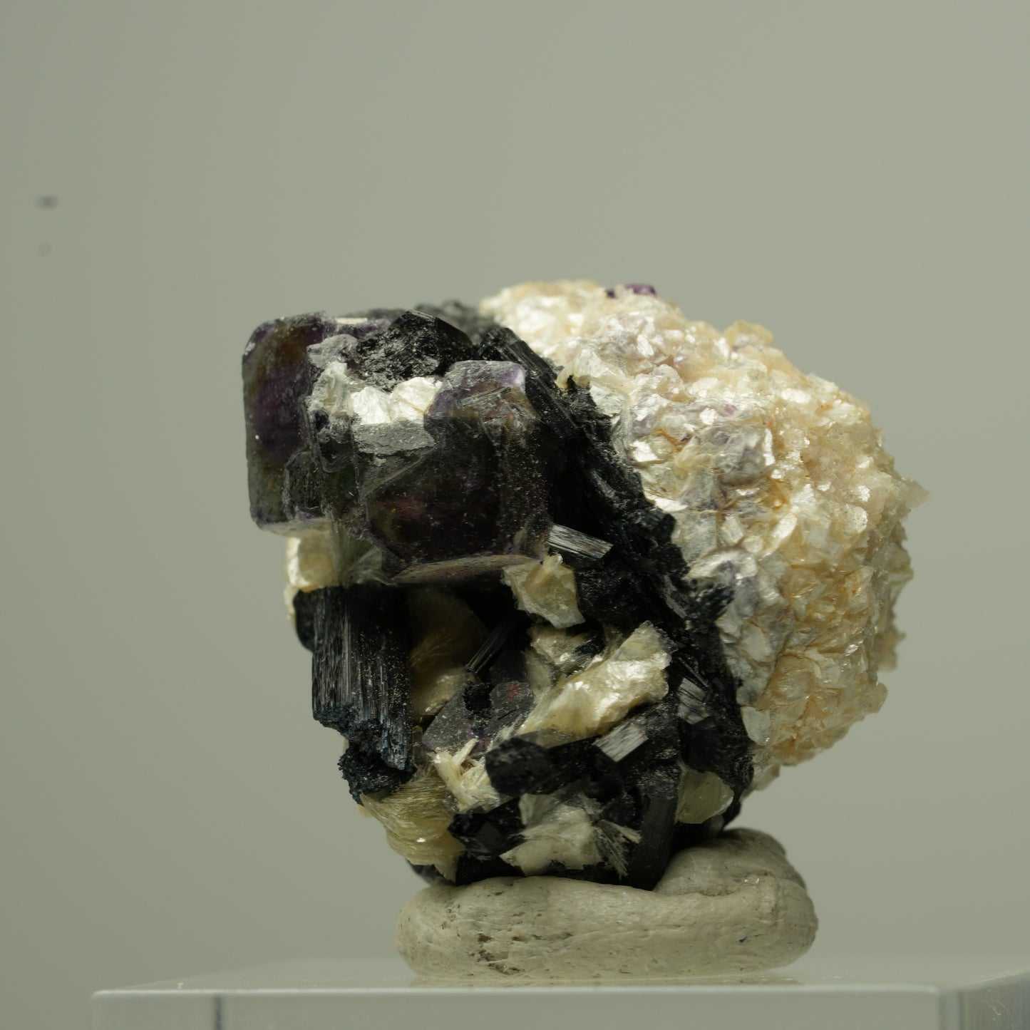 Bunte Phantom Fluorit Würfel, Schörl Turmalin, Muskovit Erongo, Namibia 25*22*23mm #13797