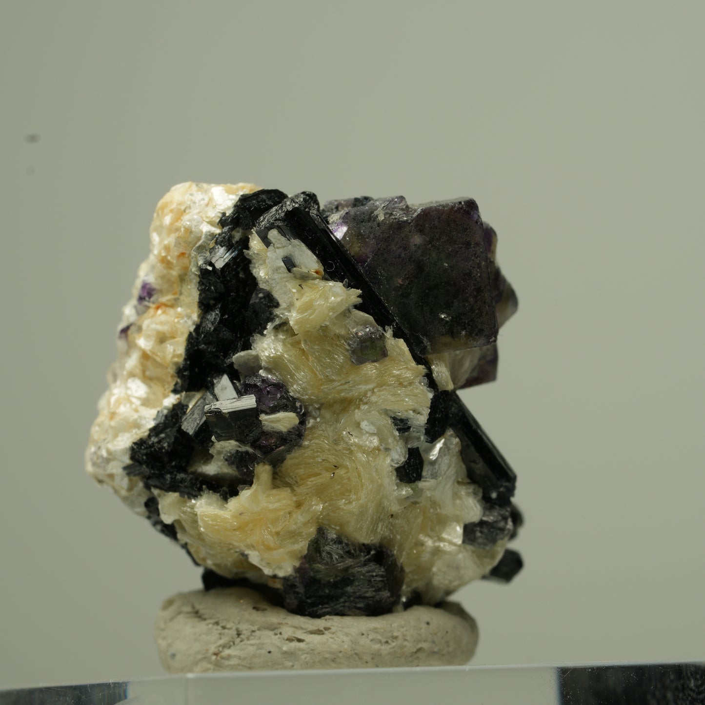 Bunte Phantom Fluorit Würfel, Schörl Turmalin, Muskovit Erongo, Namibia 25*22*23mm #13797