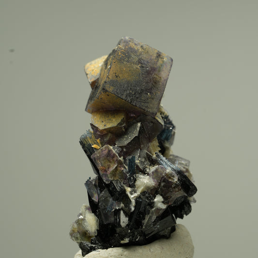 Bunte Phantom Fluorit Würfel, Schörl Turmalin, Muskovit Erongo, Namibia 30*19*16mm #13801