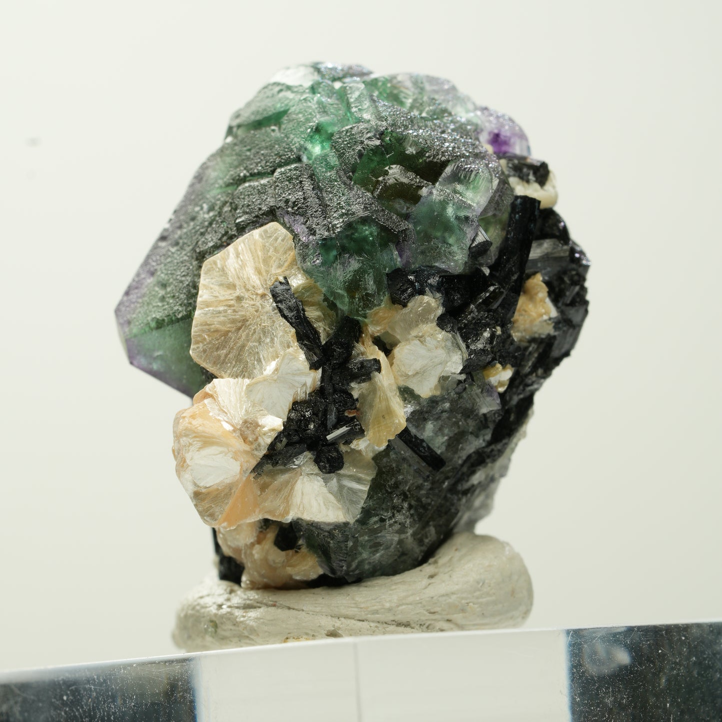 Phantom Fluorit hexagonal, Schörl Turmalin, Muskovit Erongo, Namibia 31*22*19mm #13803