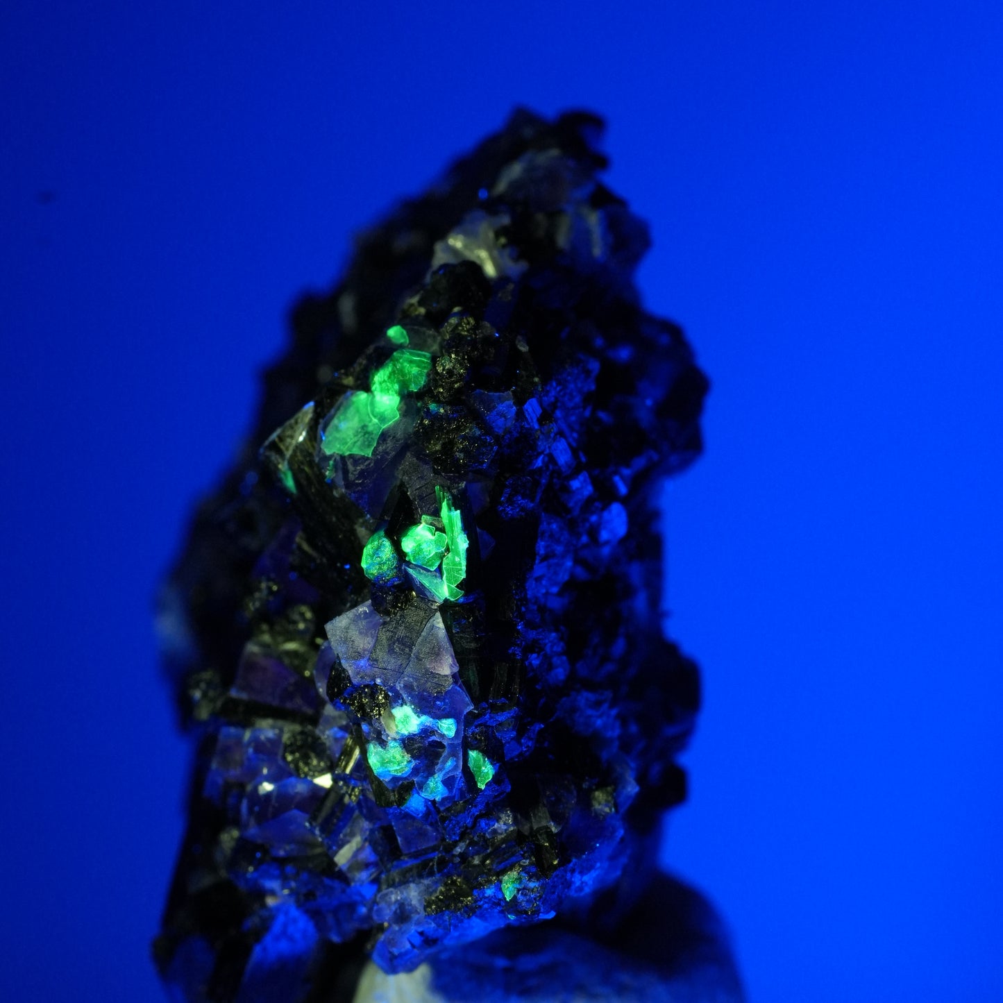 Bunte Phantom Fluorit, Schörl Turmalin, Hyalit Opal, Muskovit Erongo, Namibia 41*34*21mm #13804