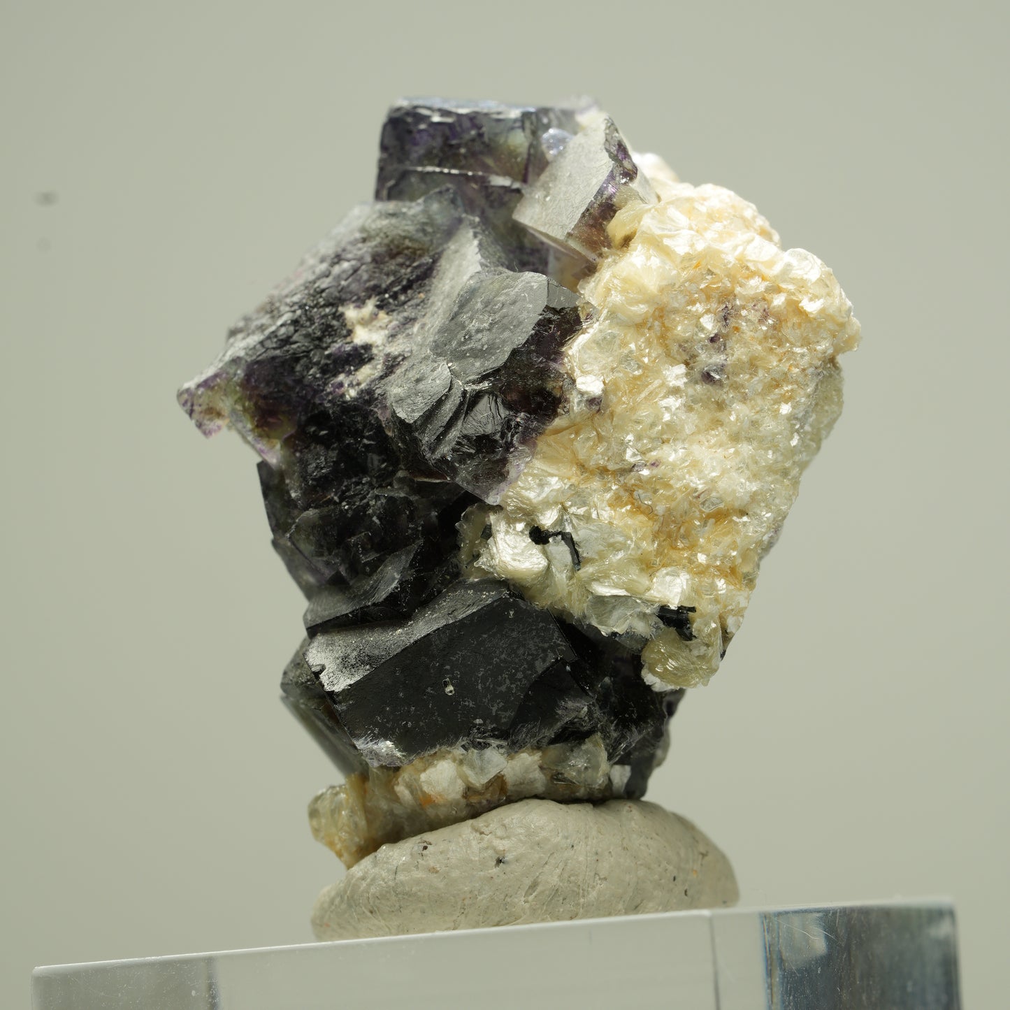 Bunte Phantom Fluorit Würfel, Schörl Turmalin, Muskovit Erongo, Namibia 34*27*27mm #13810