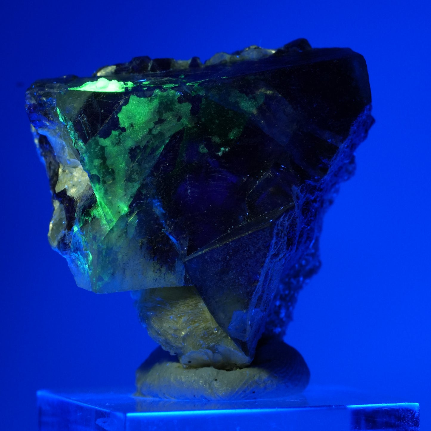 Bunte Phantom Fluorit, Schörl Turmalin, Hyalit Opal, Muskovit Erongo, Namibia 33*32*27mm #13811