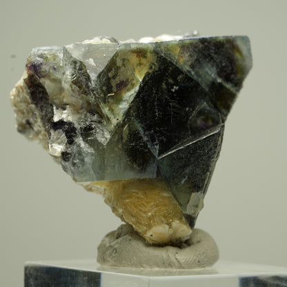 Bunte Phantom Fluorit, Schörl Turmalin, Hyalit Opal, Muskovit Erongo, Namibia 33*32*27mm #13811